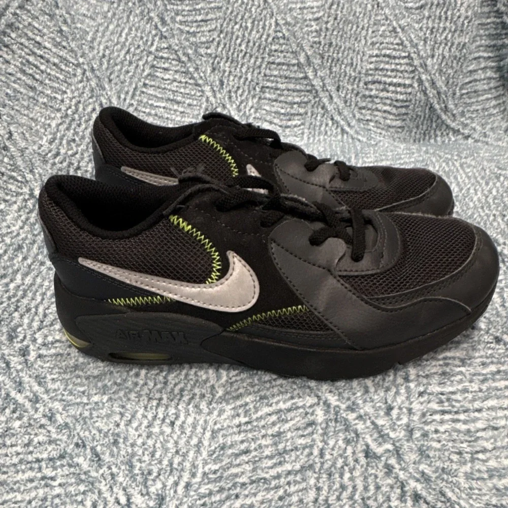 Nike Air Max Boys Sneakers Black Yellow Silver Mesh US 3Y CD6892-010